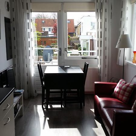 Homestay Bij Aelita Den Burg Buitenkant foto