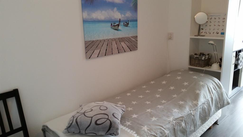 Homestay Bij Aelita Den Burg Buitenkant foto