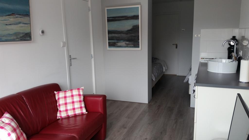Homestay Bij Aelita Den Burg Buitenkant foto