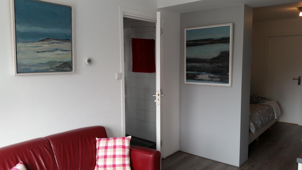 Homestay Bij Aelita Den Burg Buitenkant foto