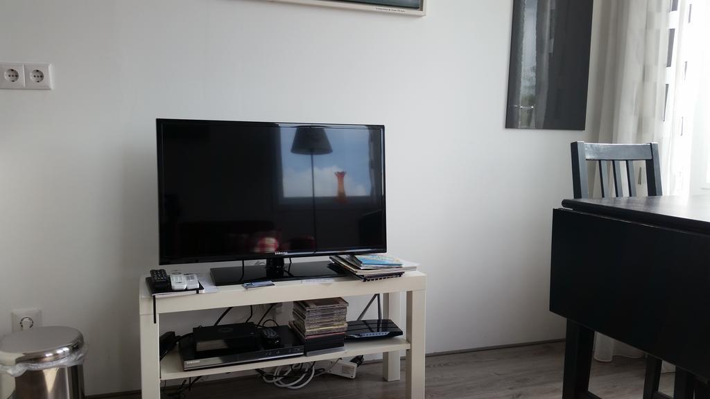 Homestay Bij Aelita Den Burg Buitenkant foto